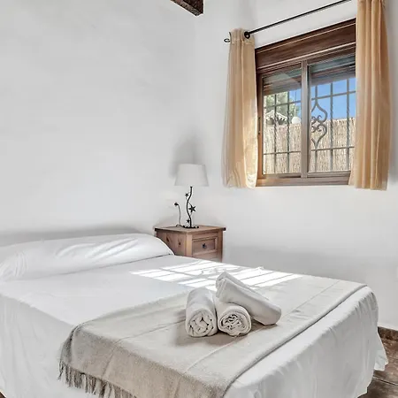 Casas Al Alba 2 *