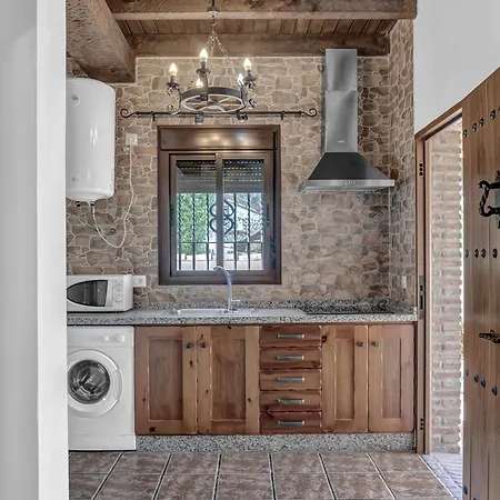 Casas Al Alba 2 *